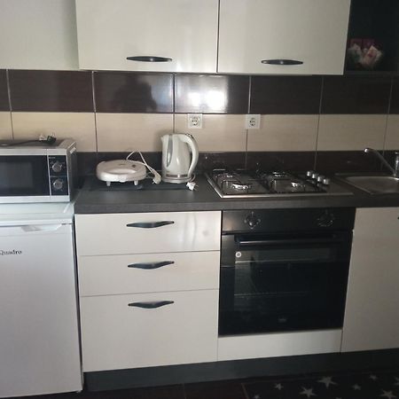 Apartman Vidovic Lägenhet Korenica Exteriör bild