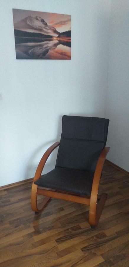 Apartman Vidovic Lägenhet Korenica Exteriör bild